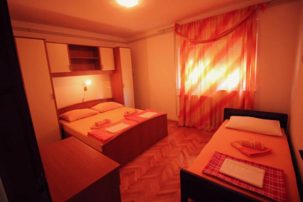 Apartmens Adriana نوفي فينودولسكي المظهر الخارجي الصورة