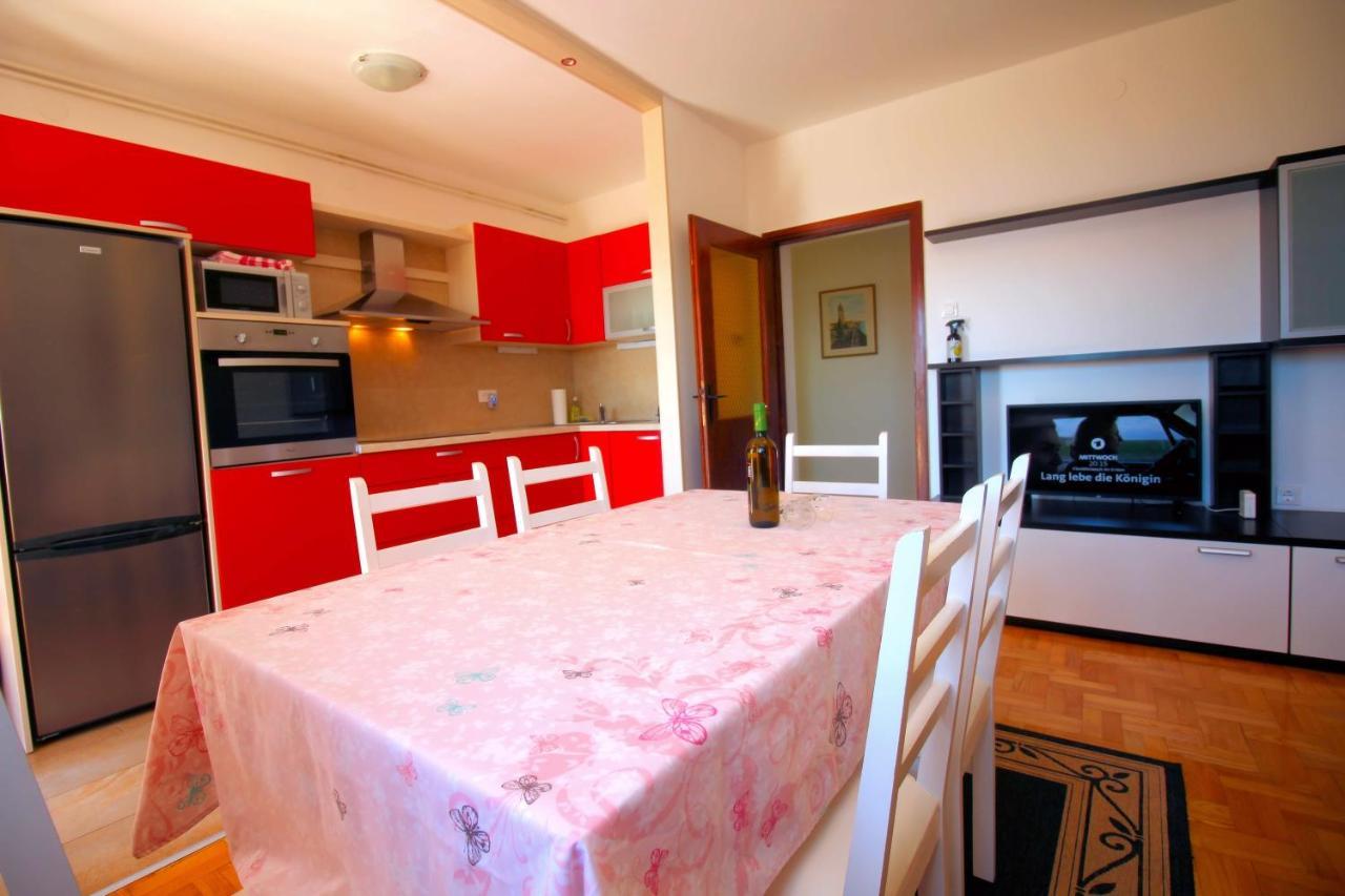 Apartmens Adriana نوفي فينودولسكي المظهر الخارجي الصورة